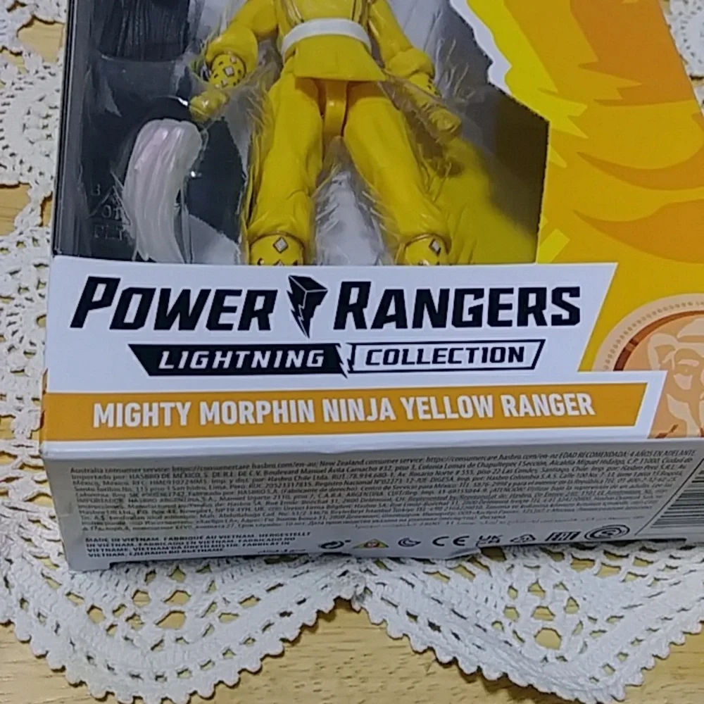 Power Rangers lightning collection Mighty Morphin Ninja Yellow Ranger